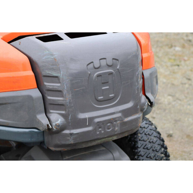 2018 Husqvarna R215TH-48891967