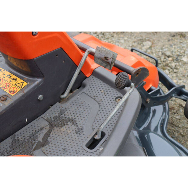 2018 Husqvarna R215TH-48891977