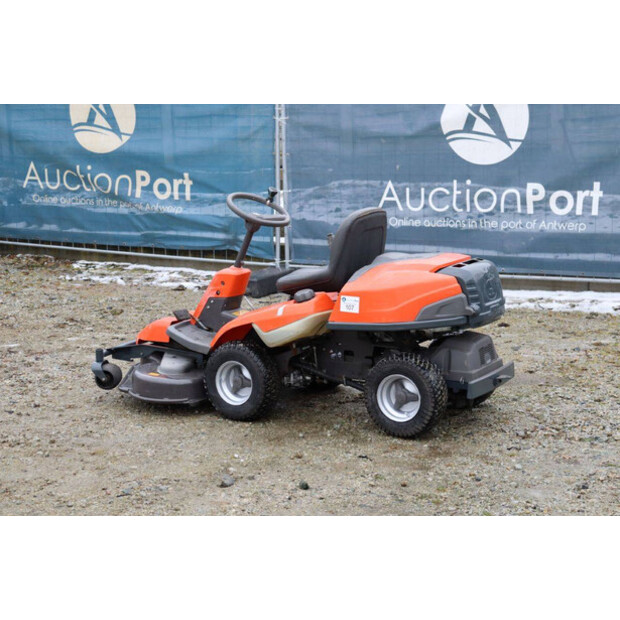 2018 Husqvarna R320 AWD-48892008