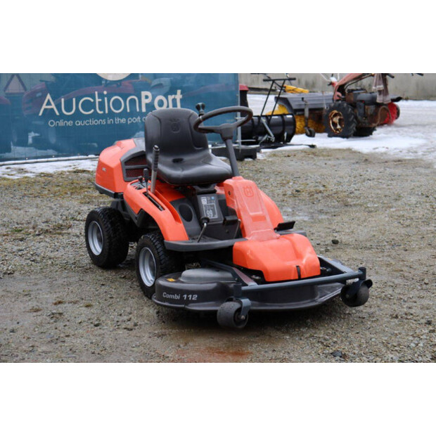 2018 Husqvarna R320 AWD-48892012