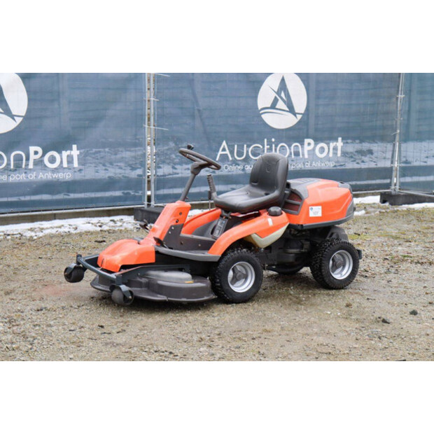 2018 Husqvarna R320 AWD-48892014