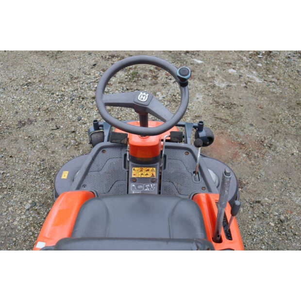 2018 Husqvarna R320 AWD-48892022