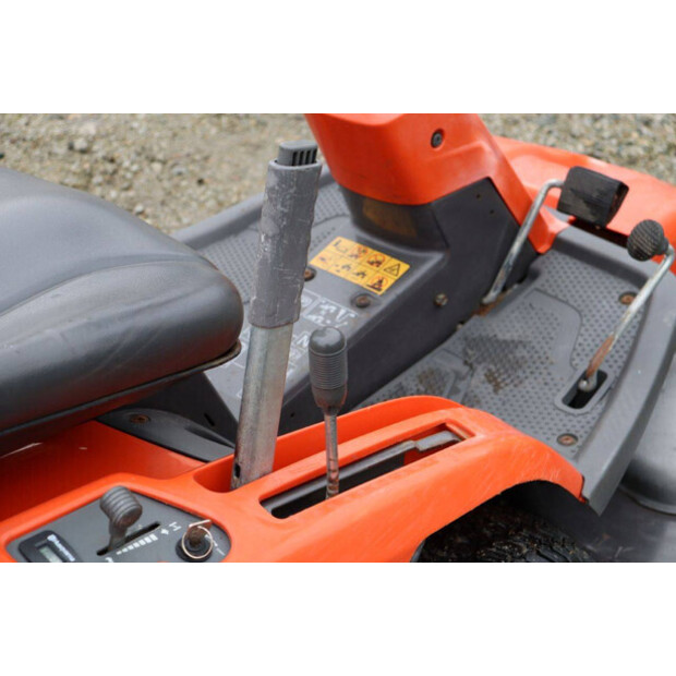 2018 Husqvarna R320 AWD-48892039