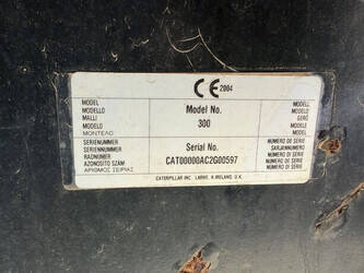 2004-caterpillar-300-1481115-48892368
