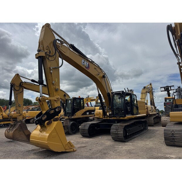 2022 Caterpillar 340-48892834