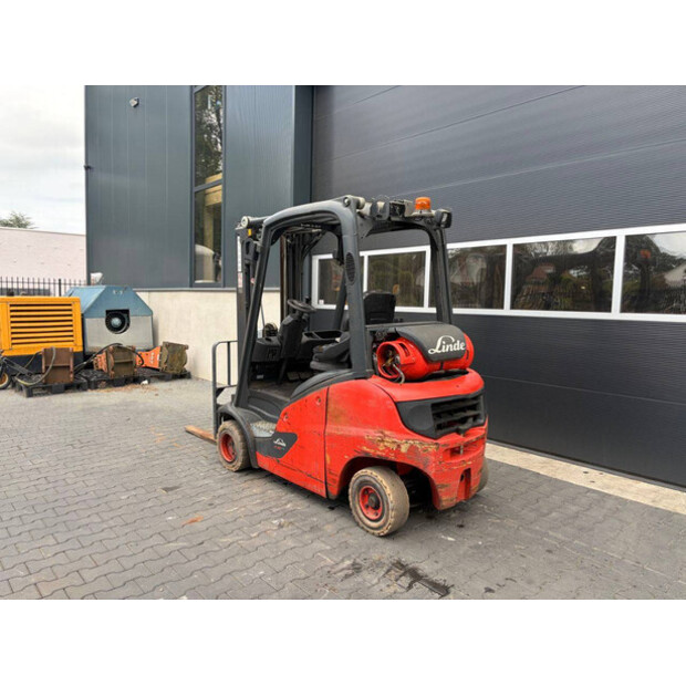 2017 Linde H20T-01-48893020