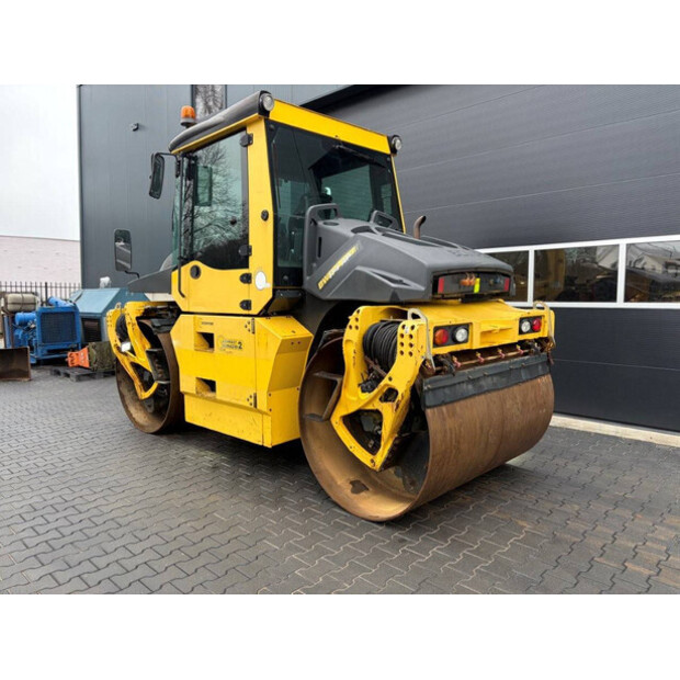 2017 BOMAG BW 174 AP-4-48893109
