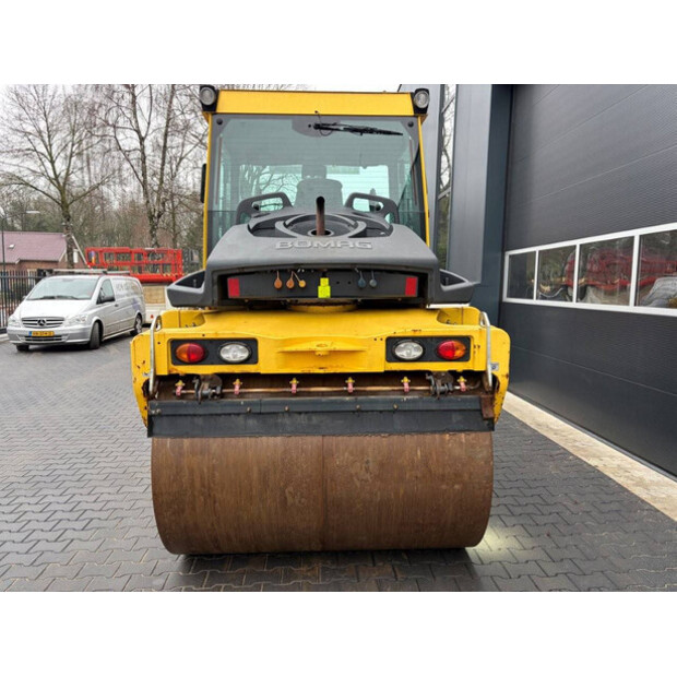 2017 BOMAG BW 174 AP-4-48893110
