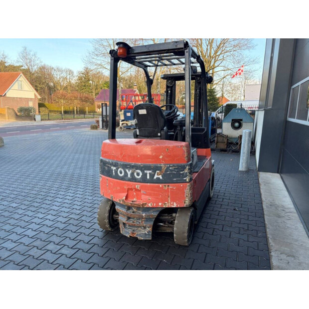 2005 Toyota 7FBMF25-48893130