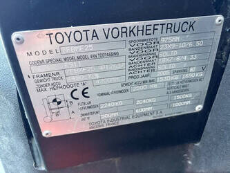 2005-toyota-7fbmf25-1481157-48893136