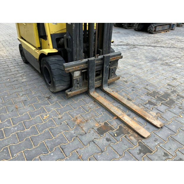 1999 هايستر J2.50XM-48893299