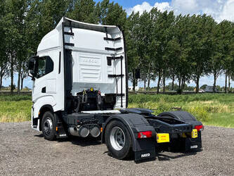 2023-iveco-s-way-1481206-48894040