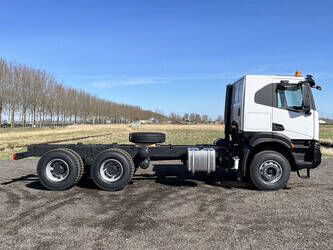 2023-iveco-t-way-1481208-48894081