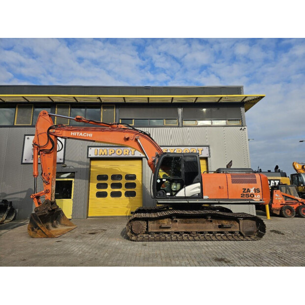 2013 Hitachi ZX250LC-5B-48894102