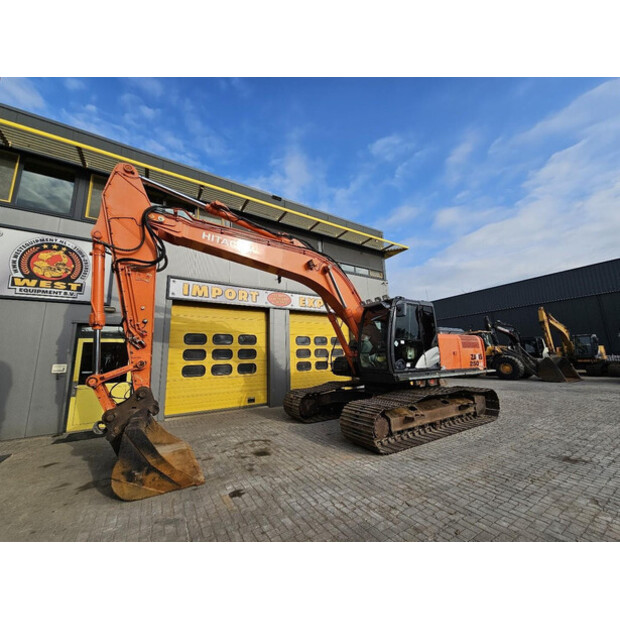 2013 Hitachi ZX250LC-5B-48894103