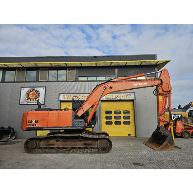 2013 Hitachi ZX250LC-5B-48894106