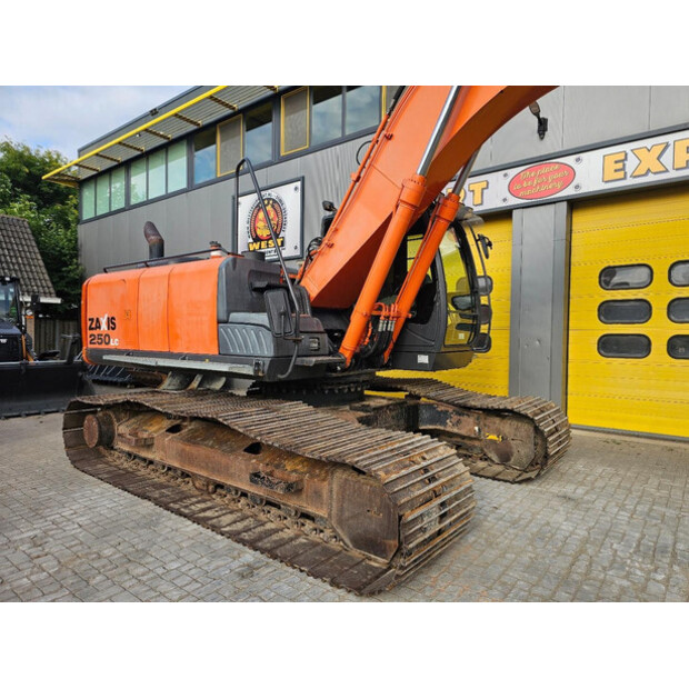 2013 Hitachi ZX250LC-5B-48894109