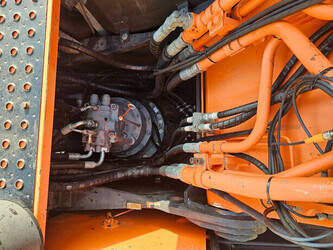 2013-hitachi-zx250lc-5b-1481210-48894114