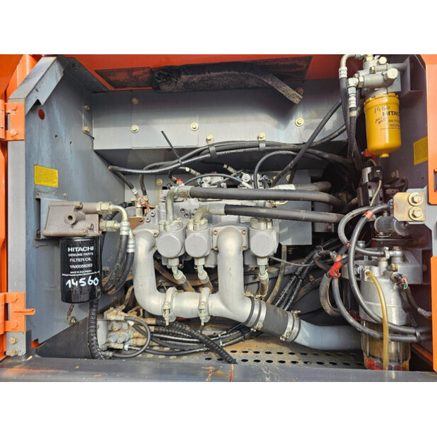 2013 Hitachi ZX250LC-5B-48894117
