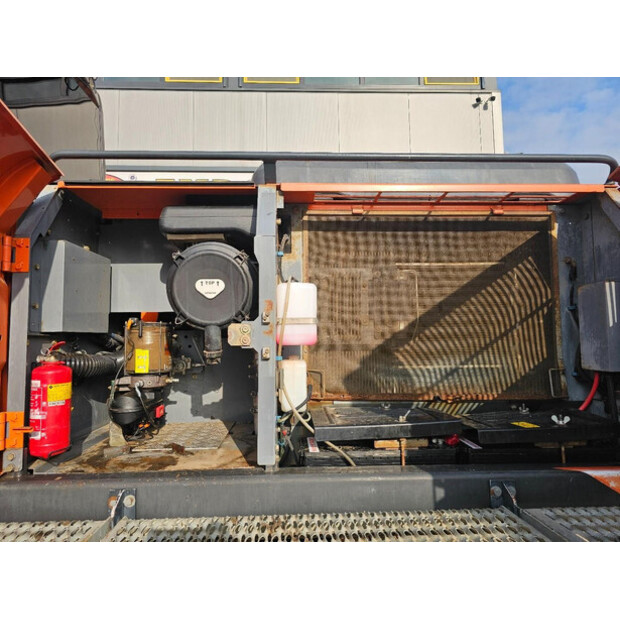 2013 Hitachi ZX250LC-5B-48894118