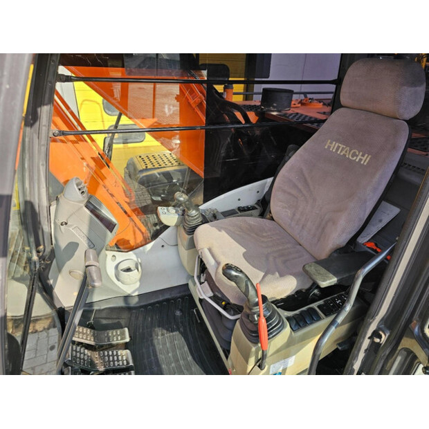 2013 Hitachi ZX250LC-5B-48894120
