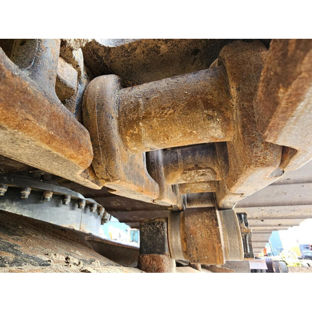 2013 Hitachi ZX250LC-5B-48894125