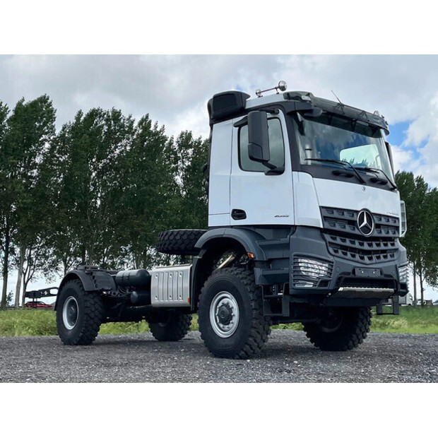 2019 Mercedes-Benz Arocs 2033-A-48894266