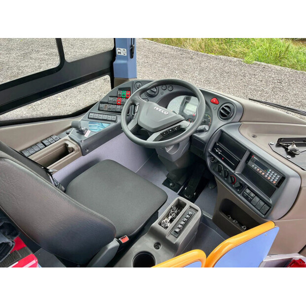 2022 Iveco CROSSWAY LE-48894313