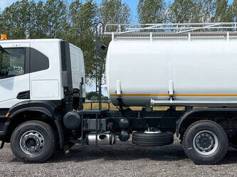 2023-iveco-t-way-1481226-48894351