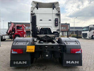 2021-man-tgx-1481228-48894388