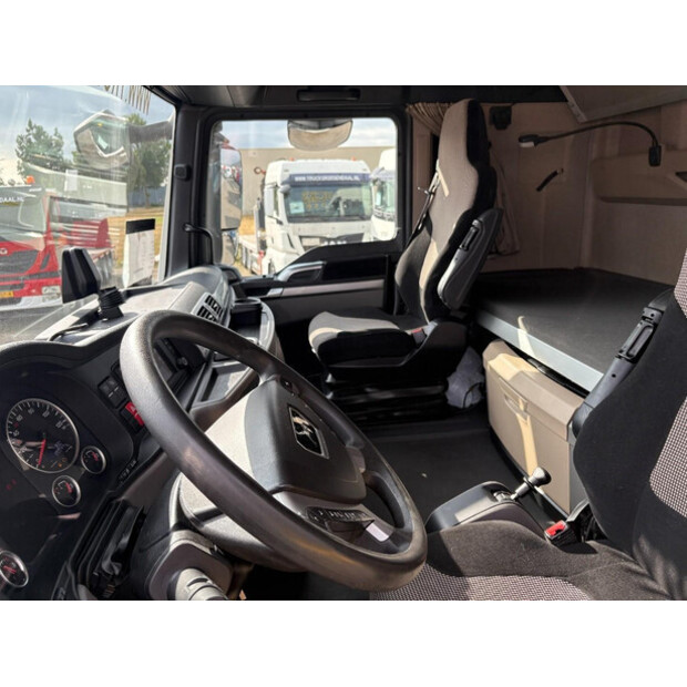 2021 MAN TGX-48894389