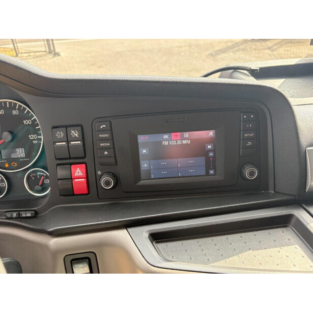 2021 MAN TGX-48894396