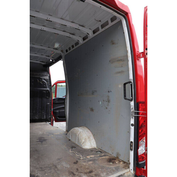 2020 Iveco DAILY 35-160-48894971