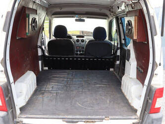 2007-peugeot-partner-1481249-48895020