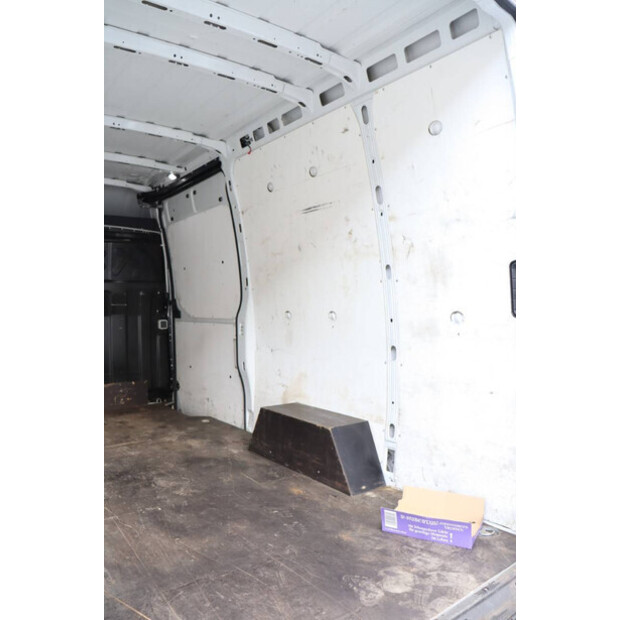 2019 Iveco DAILY 35-160-48895137