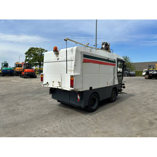 1998 RAVO 5002-48895843