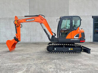 2017-doosan-dx55-9c-1481286-48896045