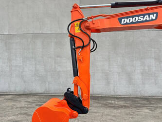 2017-doosan-dx55-9c-1481286-48896049
