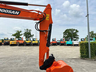 2017-doosan-dx55-9c-1481286-48896050