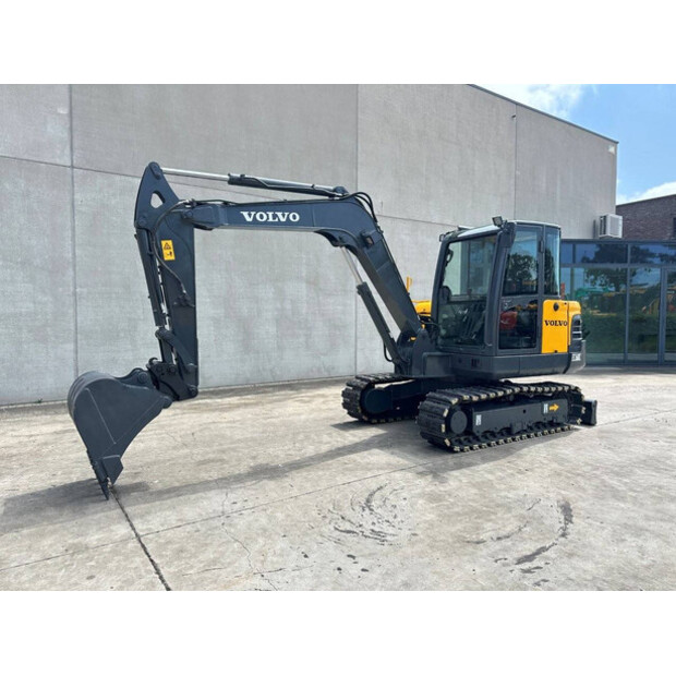 2014 فولفو EC60C-48896164
