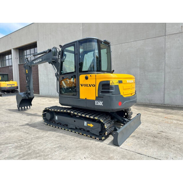 2014 فولفو EC60C-48896169