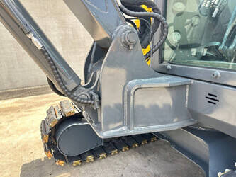 2014-volvo-ec60c-1481290-48896179