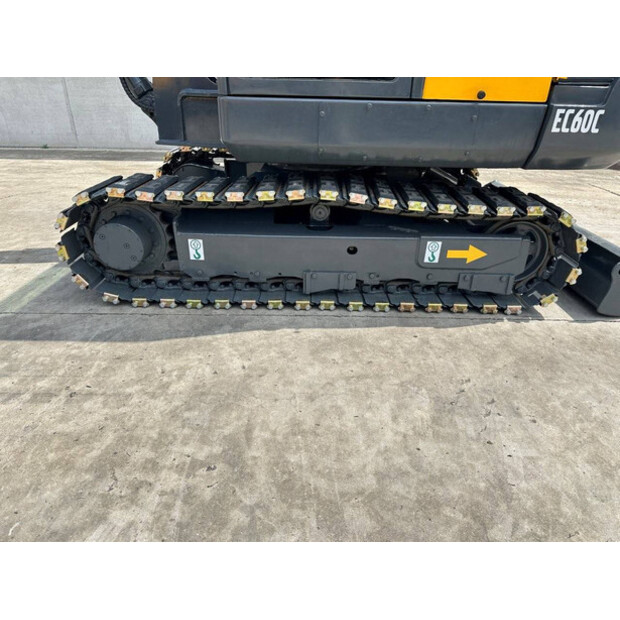 2014 فولفو EC60C-48896181