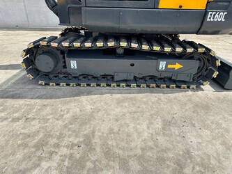2014-volvo-ec60c-1481290-48896181