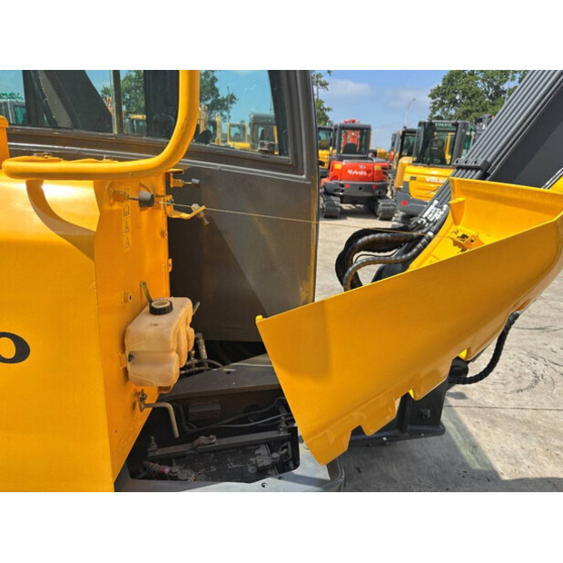 2014 فولفو EC60C-48896194