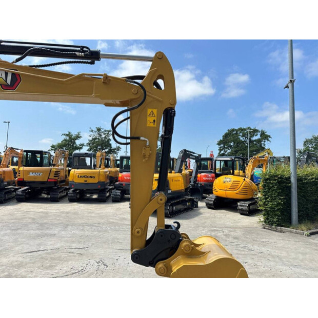 2018 Caterpillar 305.5E2-48896272