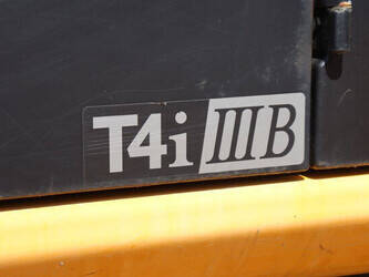 2015-jcb-js200lc-t4i-1481295-48896359