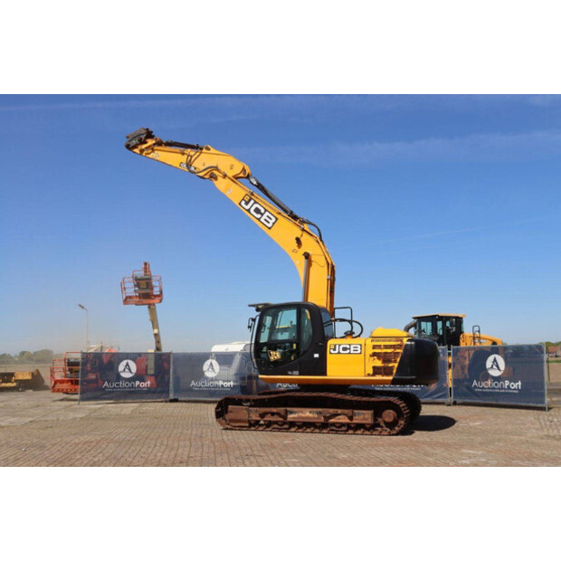 2015 جيه سي بي JS200LC-T4i-48896379