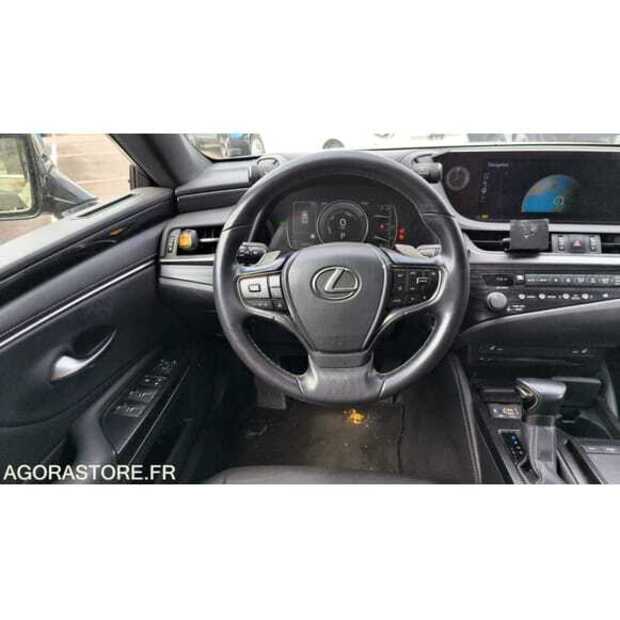 2021 LEXUS ES300H-48901941