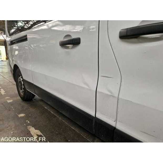 2018 Renault Traffic-48902078